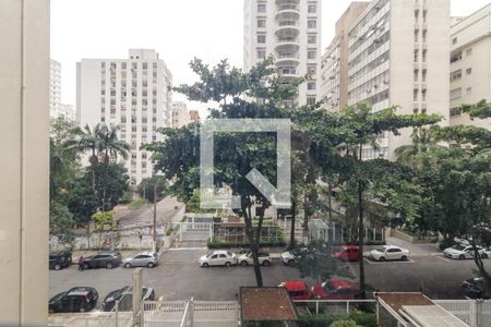 Vista da Sala de apartamento para alugar com 4 quartos, 218m² em Higienópolis, São Paulo