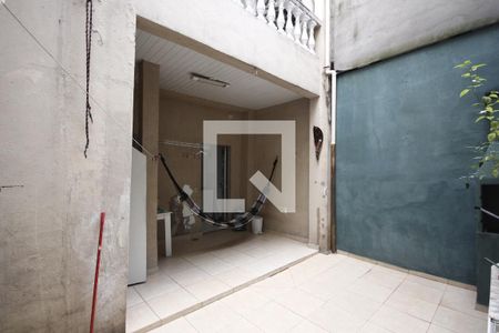 Casa à venda com 250m², 3 quartos e 1 vagaQuintal Casa 2