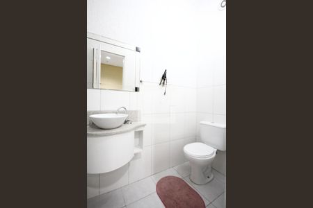 Casa à venda com 250m², 3 quartos e 1 vagaBanheiro Casa 2