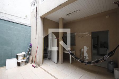 Casa à venda com 250m², 3 quartos e 1 vagaQuintal Casa 2