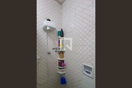 Casa à venda com 200m², 2 quartos e 2 vagas Casa à venda com 200m², 2 quartos e 2 vagasBanheiro da Suíte