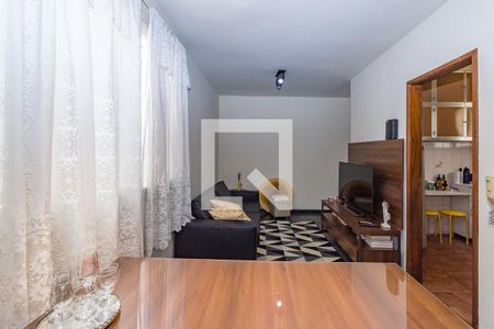 Sala de apartamento à venda com 3 quartos, 67m² em Carlos Prates, Belo Horizonte