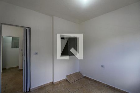 Quarto 1 de casa para alugar com 2 quartos, 50m² em Vila Nova York, São Paulo