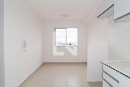 Sala de apartamento para alugar com 2 quartos, 33m² em Vila Cláudia, São Paulo