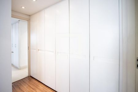 Apartamento à venda com 85m², 3 quartos e 2 vagas Apartamento à venda com 85m², 3 quartos e 2 vagasQuarto 1 - Suite