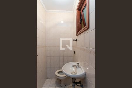 Casa à venda com 330m², 4 quartos e 4 vagasGaragem - Lavabo 