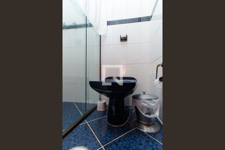 Casa à venda com 330m², 4 quartos e 4 vagasBanheiro