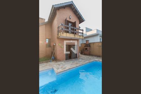 Casa à venda com 330m², 4 quartos e 4 vagasÁrea da PIscina 