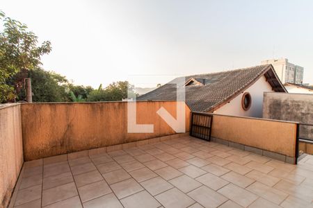 Casa à venda com 330m², 4 quartos e 4 vagasQuintal
