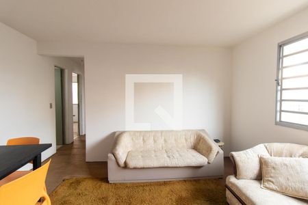 Sala de apartamento para alugar com 3 quartos, 67m² em Santa Cândida, Curitiba