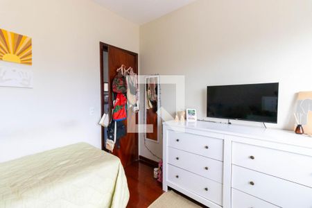 Apartamento à venda com 120m², 3 quartos e 1 vagaQuarto 2