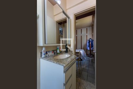 Apartamento à venda com 170m², 4 quartos e 2 vagas Apartamento à venda com 170m², 4 quartos e 2 vagasQuarto 3