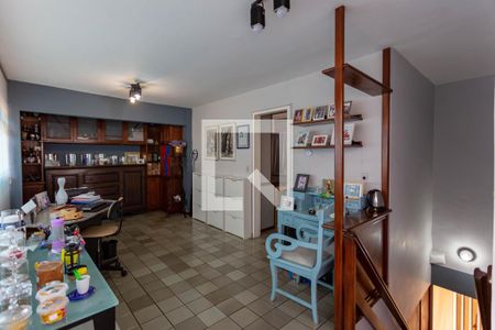 Apartamento à venda com 170m², 4 quartos e 2 vagas Apartamento à venda com 170m², 4 quartos e 2 vagasCobertura