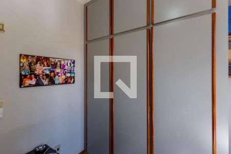 Quarto  de apartamento à venda com 4 quartos, 170m² em Vila Paris, Belo Horizonte