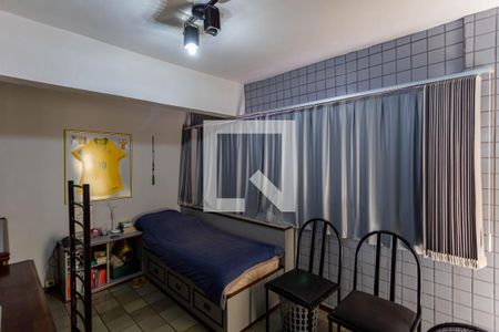 Apartamento à venda com 170m², 4 quartos e 2 vagas Apartamento à venda com 170m², 4 quartos e 2 vagasCobertura