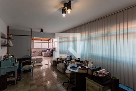 Apartamento à venda com 170m², 4 quartos e 2 vagas Apartamento à venda com 170m², 4 quartos e 2 vagasCobertura