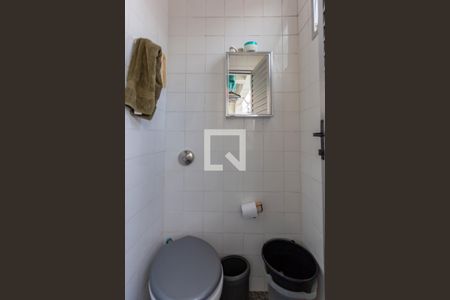 Apartamento à venda com 170m², 4 quartos e 2 vagas Apartamento à venda com 170m², 4 quartos e 2 vagasÁrea de Serviço