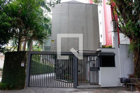 Casa de condomínio para alugar com 110m², 2 quartos e 2 vagas Casa de condomínio para alugar com 110m², 2 quartos e 2 vagasFachado do condomínio