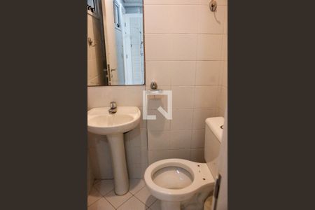 Casa de condomínio para alugar com 110m², 2 quartos e 2 vagas Casa de condomínio para alugar com 110m², 2 quartos e 2 vagasBanheiro