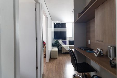 Corredor/Escritório  de apartamento à venda com 2 quartos, 43m² em Jardim Maria Estela, São Paulo