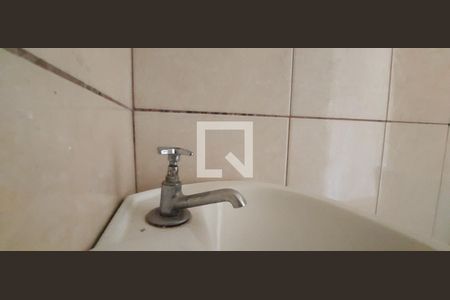 Banheiro  de casa para alugar com 1 quarto, 22m² em Vila Aquilino, Santo André