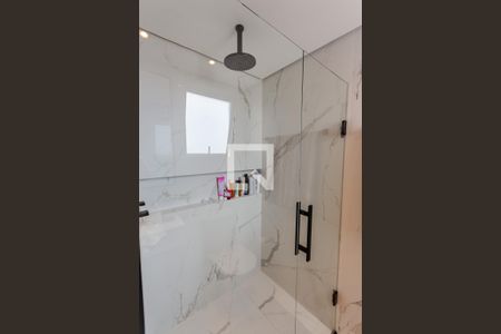 Apartamento à venda com 78m², 1 quarto e 2 vagas Apartamento à venda com 78m², 1 quarto e 2 vagasBanheiro da Suíte