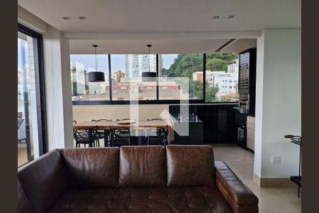 Apartamento à venda com 3 quartos, 183m² em Barroca, Belo Horizonte