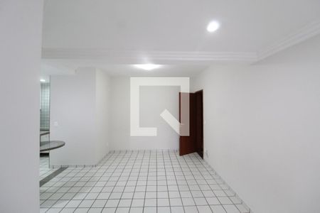 Sala de kitnet/studio para alugar com 1 quarto, 50m² em Patrimônio, Uberlândia