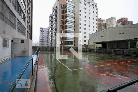 Apartamento à venda com 170m², 3 quartos e 1 vaga Apartamento à venda com 170m², 3 quartos e 1 vagaQuadra Esportiva