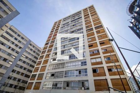 Apartamento à venda com 170m², 3 quartos e 1 vaga Apartamento à venda com 170m², 3 quartos e 1 vagaFachada