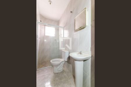 Banheiro de casa para alugar com 1 quarto, 55m² em Parque Pinheiros, Taboão da Serra