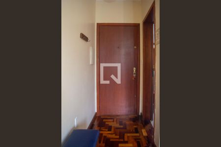 Entrada de apartamento à venda com 3 quartos, 84m² em Menino Deus, Porto Alegre