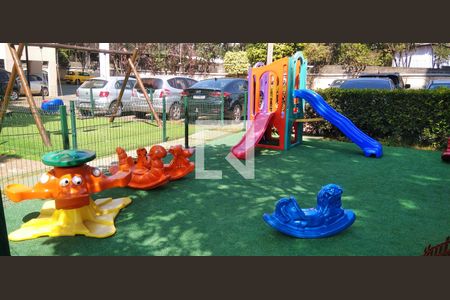 Apartamento para alugar com 55m², 2 quartos e 1 vaga Apartamento para alugar com 55m², 2 quartos e 1 vagaÁrea comum - Playground
