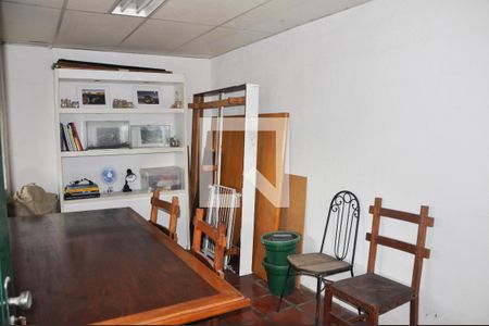 Casa à venda com 175m², 5 quartos e 2 vagasCômodo