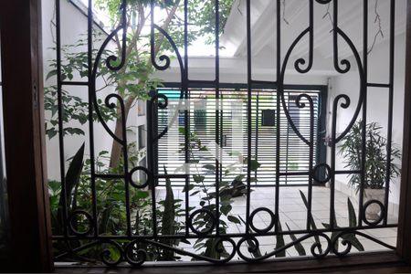 Vista Sala de casa à venda com 5 quartos, 175m² em Parque Sao Domingos, São Paulo
