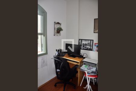 Casa à venda com 175m², 5 quartos e 2 vagasQuarto 03