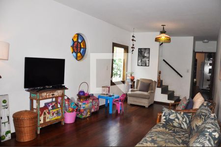 Sala de casa à venda com 5 quartos, 175m² em Parque Sao Domingos, São Paulo