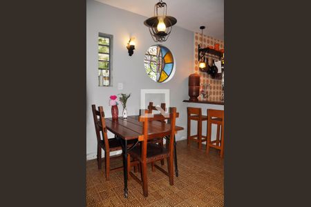 Casa à venda com 175m², 5 quartos e 2 vagasSala de Jantar