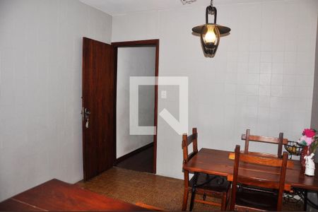 Casa à venda com 175m², 5 quartos e 2 vagasSala de Jantar