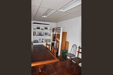 Casa à venda com 175m², 5 quartos e 2 vagasCômodo