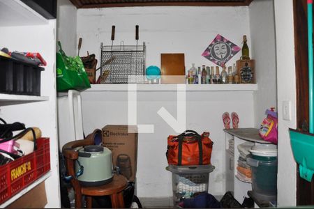 Casa à venda com 175m², 5 quartos e 2 vagasDispensa