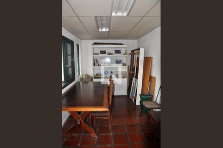 Casa à venda com 175m², 5 quartos e 2 vagasCômodo