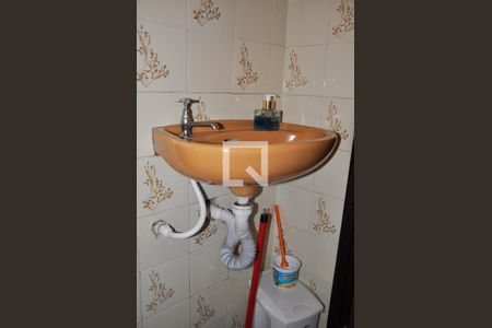 Casa à venda com 175m², 5 quartos e 2 vagasBanheiro