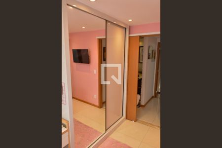 Apartamento à venda com 87m², 3 quartos e 1 vaga Apartamento à venda com 87m², 3 quartos e 1 vagaQuarto 2