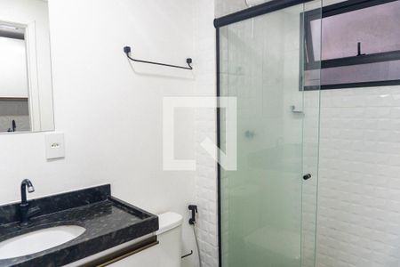 Banheiro de kitnet/studio para alugar com 1 quarto, 25m² em Jardim Oriental, São Paulo