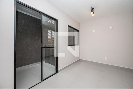 Quarto de kitnet/studio para alugar com 1 quarto, 25m² em Jardim Oriental, São Paulo