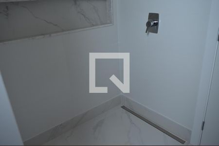 Apartamento à venda com 179m², 5 quartos e 4 vagasBanheiro da Suite