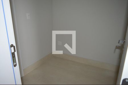 Apartamento à venda com 179m², 5 quartos e 4 vagasQuarto de Serviço