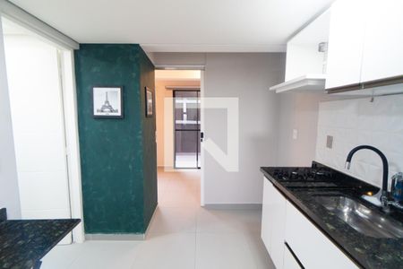 Cozinha de apartamento para alugar com 1 quarto, 25m² em Jardim Oriental, São Paulo