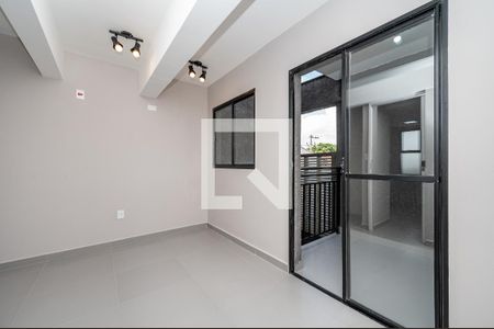 Quarto de kitnet/studio para alugar com 1 quarto, 25m² em Jardim Oriental, São Paulo